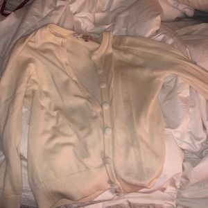Lauren Scott creme cashmere sweater
